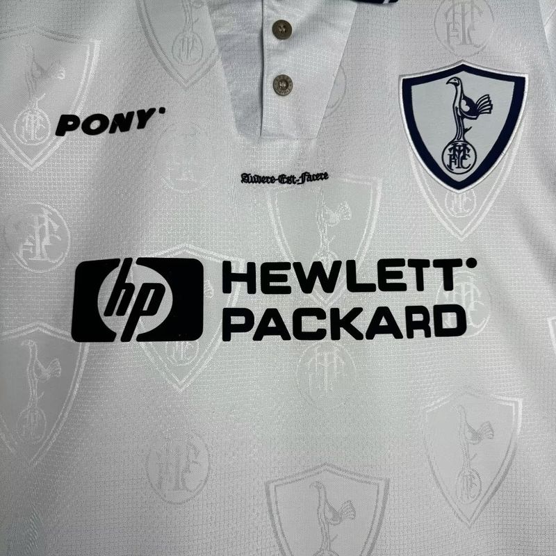 Retro Tottenham Hotspur 1995-1997 home game - Image 8