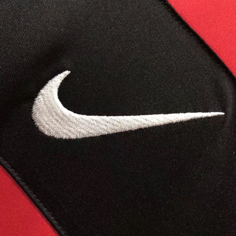 Retro Manchester United 2010 home Long Sleeve - Image 8