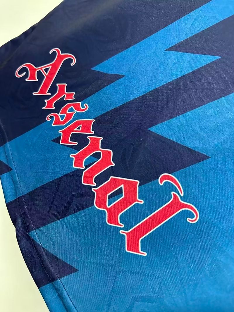 Retro Arsenal FC 1995-1996 away Long Sleeve - Image 8