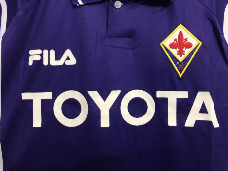 Retro ACF Fiorentina 1999-2000 home game - Image 6