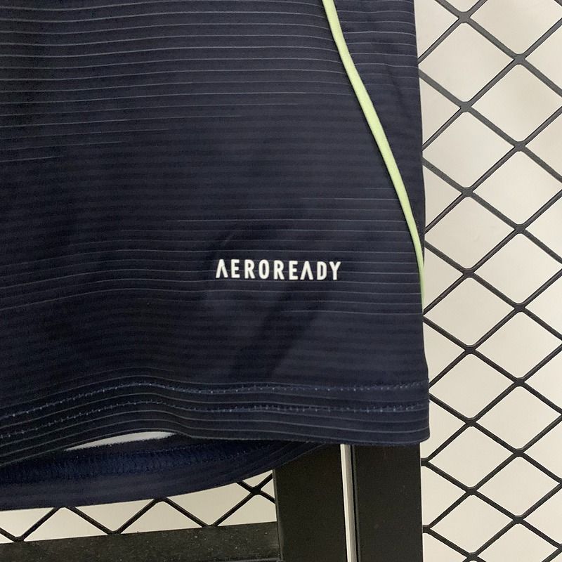 Real Madrid 2025-2026 away game - Image 9