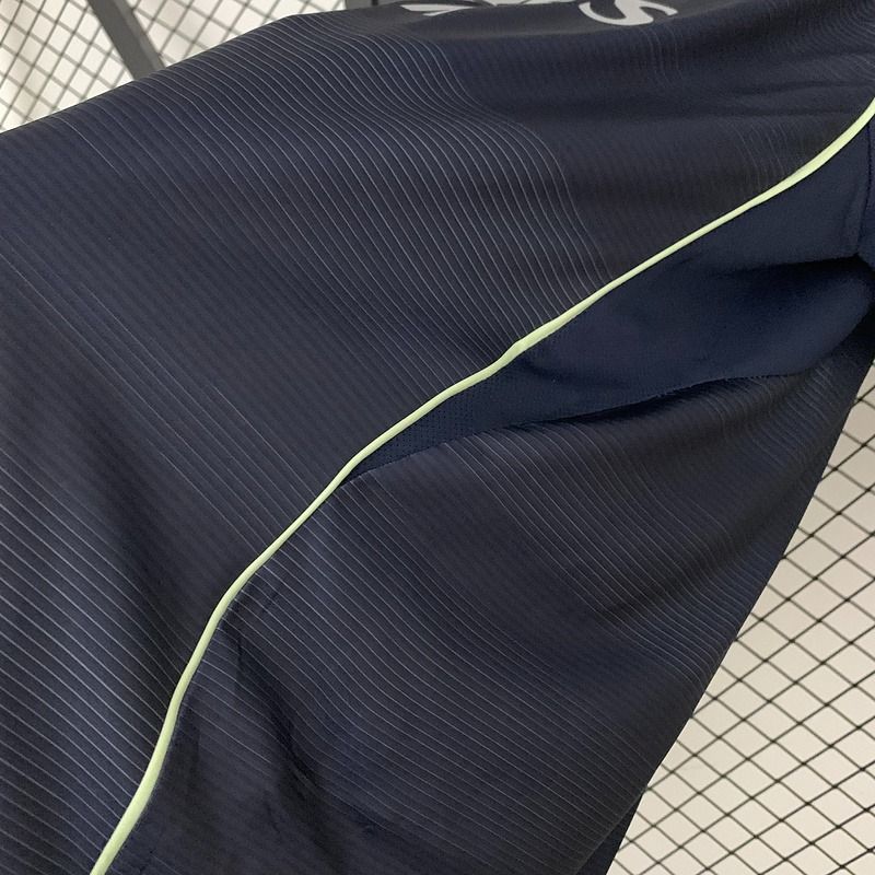 Real Madrid 2025-2026 away game - Image 8