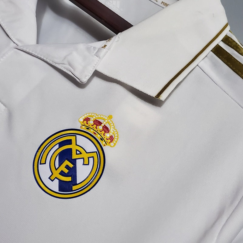Retro Real Madrid 2011-2012 home game - Image 6