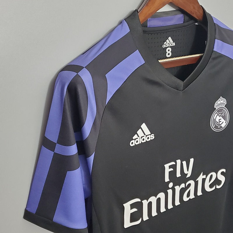 Retro Real Madrid 2015-2016 second away game - Image 7