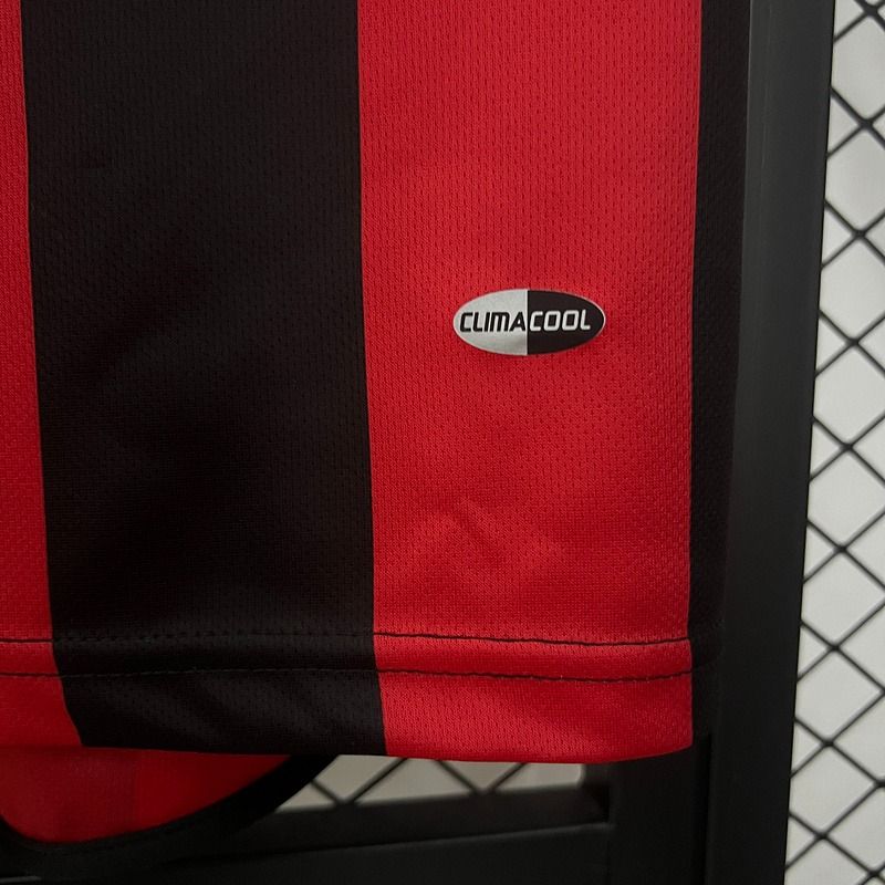 Retro AC Milan 2003-2004 home - Image 9