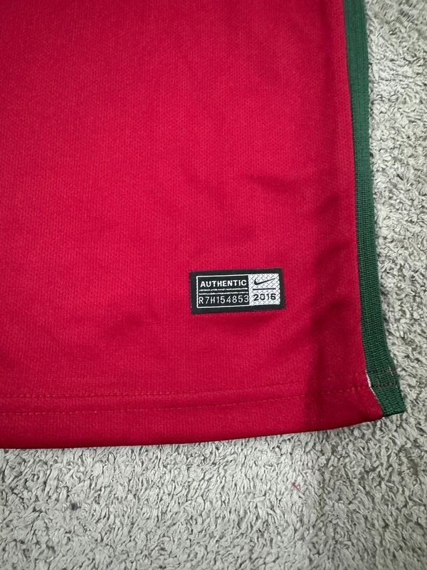 Retro Kid Size Portugal national 2016 home game - Image 6