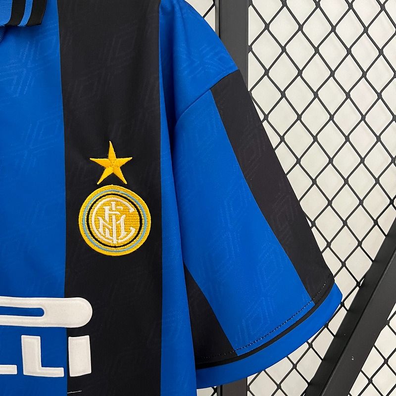 Retro Inter Milano 1995-1996 home game - Image 6
