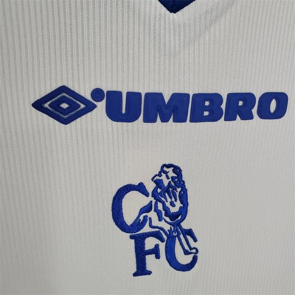 Retro Chelsea FC 1998-2000 away game - Image 7