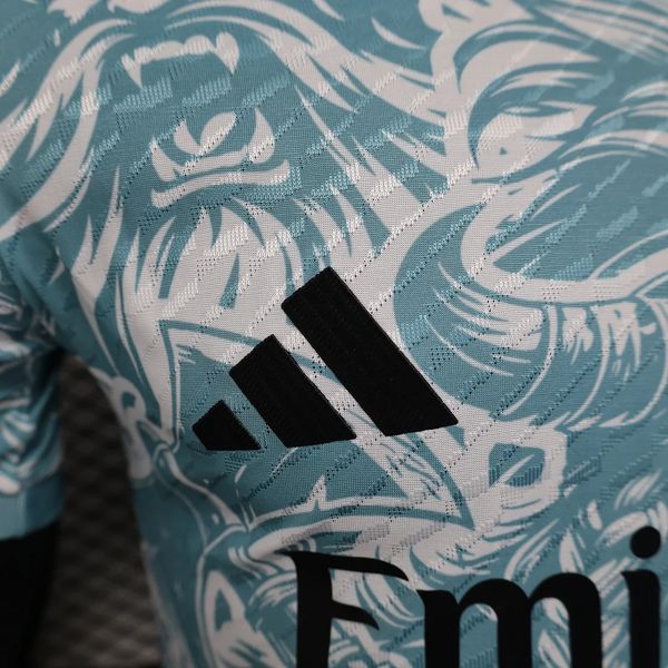 Real Madrid 2025-2026 special edition player - Image 6