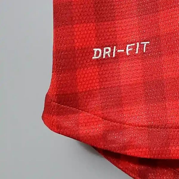 Retro Manchester United 2012-2013 home game - Image 9