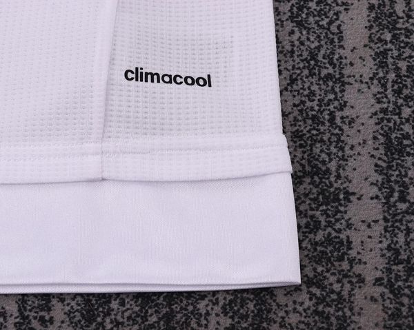 Retro Kid Size Real Madrid 2015-2016 home - Image 7