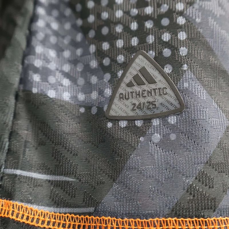 Mexico national 2024-2025 Goalkeeper player - Image 8