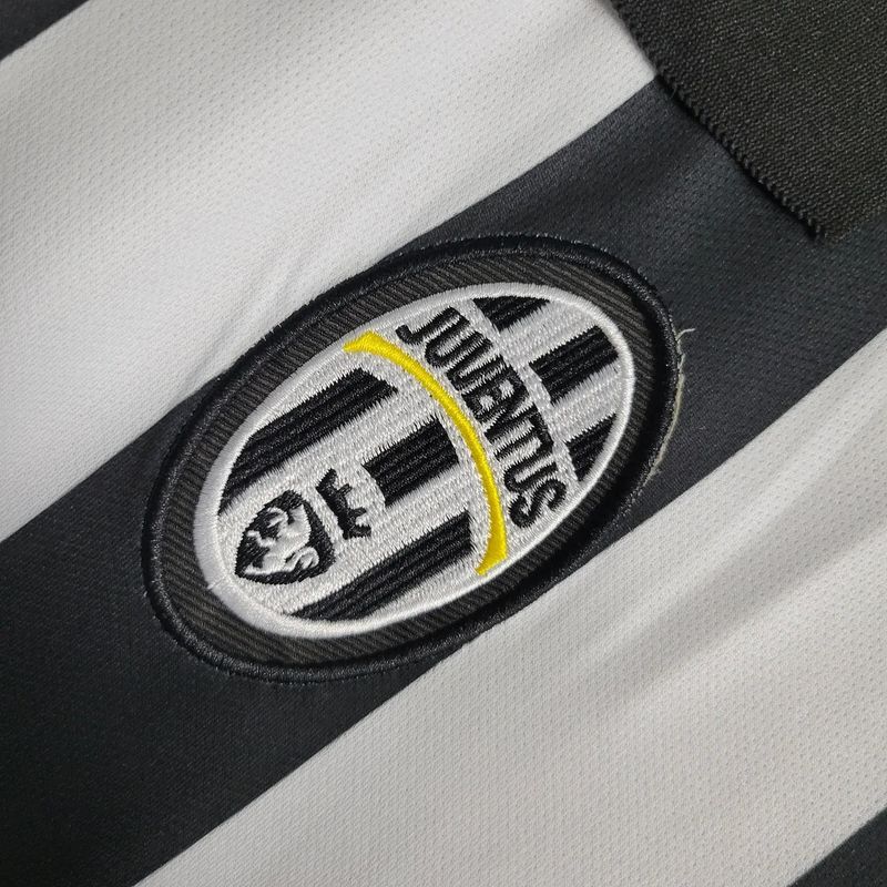 Retro Juventus 2014-2015 home - Image 7