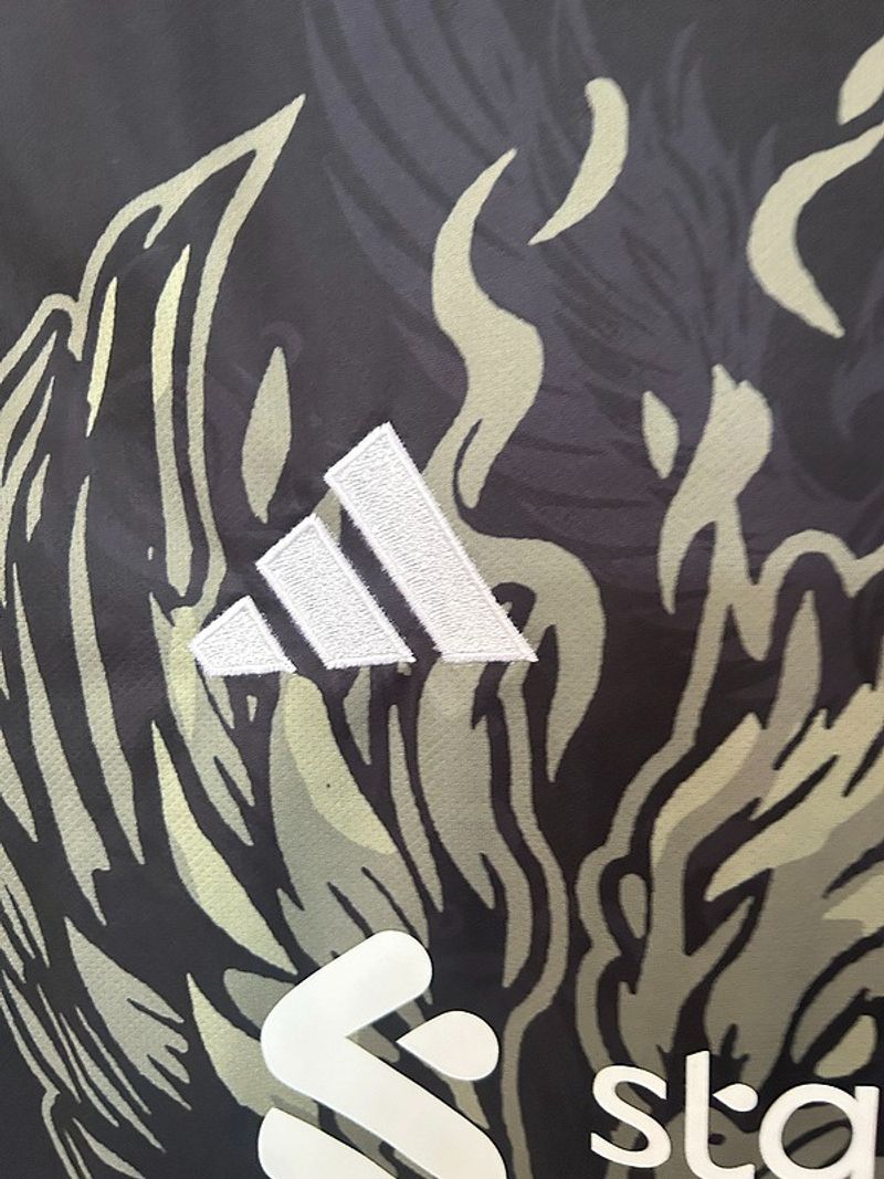 Liverpool FC 2025-2026 special edition - Image 6