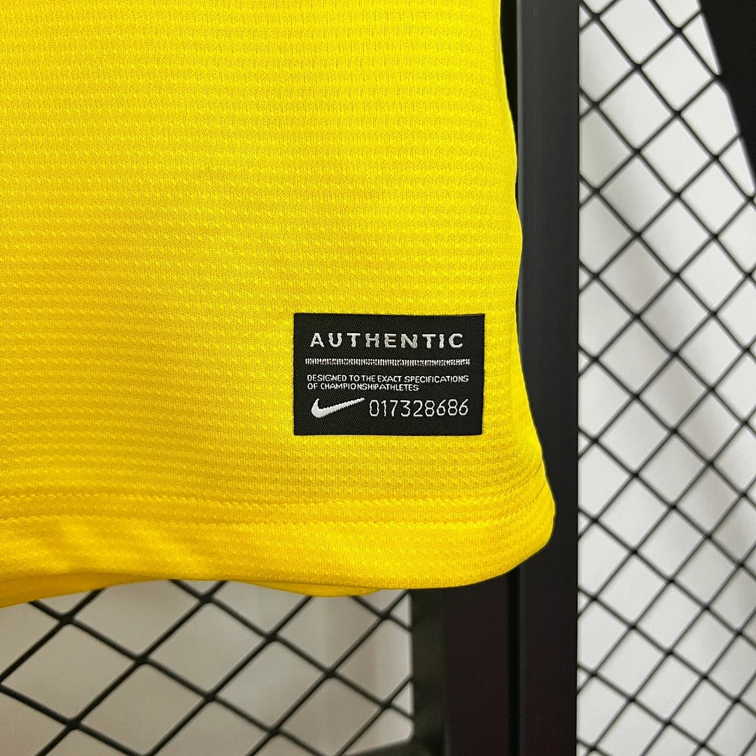 Retro Arsenal FC 2013-2014 away game - Image 6