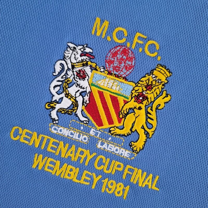 Retro Manchester City 1981-1982 home - Image 7