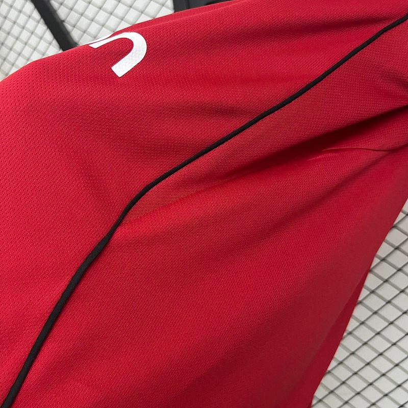 Manchester United 2025-2026 home - Image 6