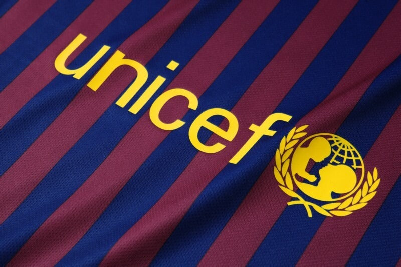 Retro FC Barcelona 2018-2019 home game - Image 8
