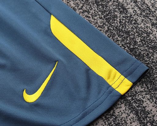 Retro Kid Size FC Barcelona 2008-2009 away - Image 7