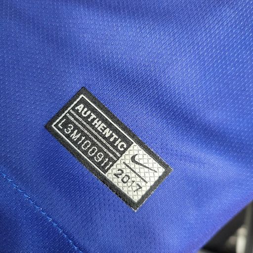 Retro FC Barcelona 2017-2018 home game - Image 6