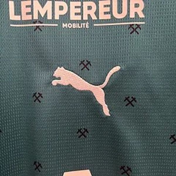 Racing Club de Lens 2024-2025 away game - Image 8