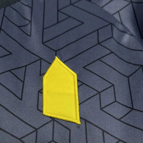 Everton FC 2024-2025 away game - Image 6