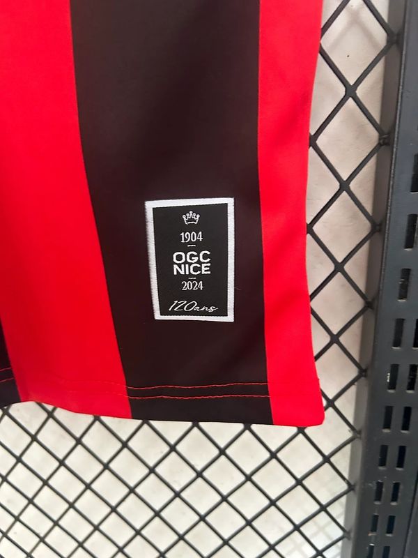 OGC Nice 2024-2025 home game - Image 8